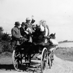 karettur-til-toget