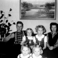 familie-i-sofa - Kopi